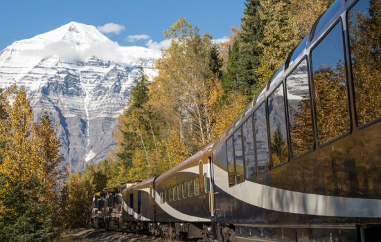 Vancouver to the Peaks: Canadian Rockies With Rocky Mountaineer