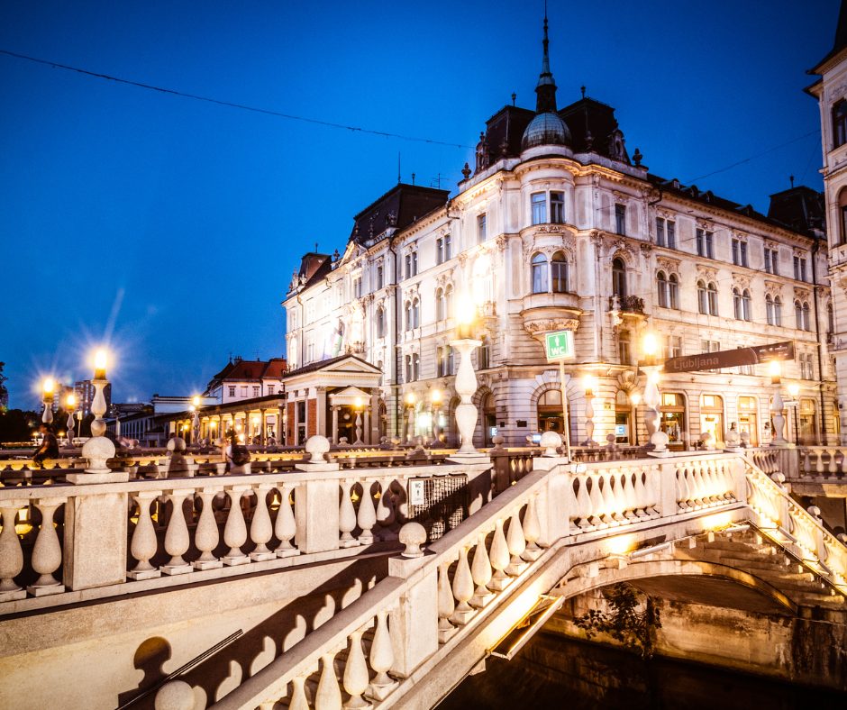 The limestone bridges cross the canals, connecting each part of the Slovenian cities